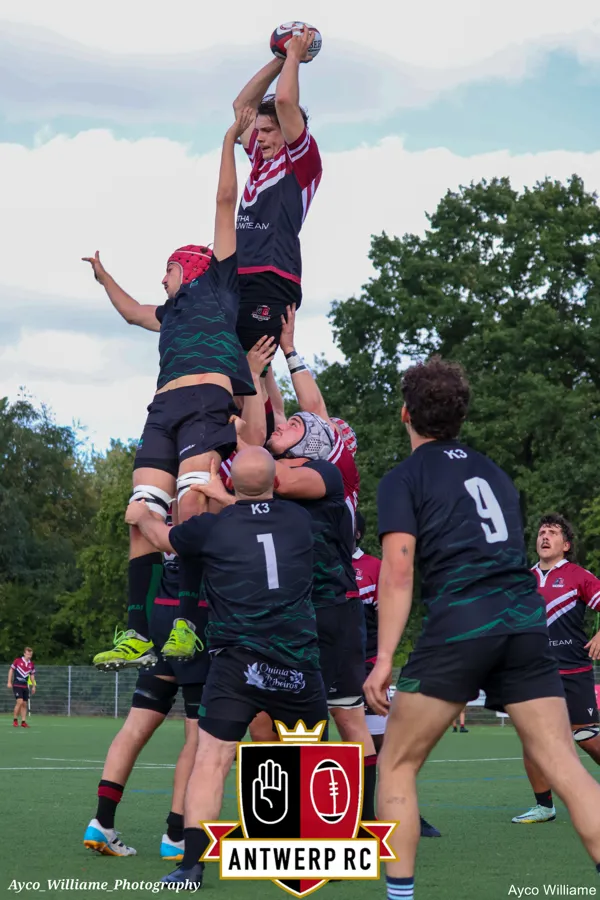 ANTWERP RC 1 -Kituro R.C 3-71