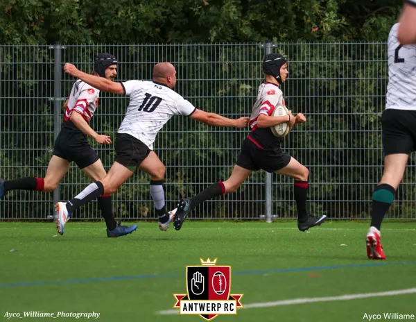ANTWERP RC 2 -Kituro R.C 4-32