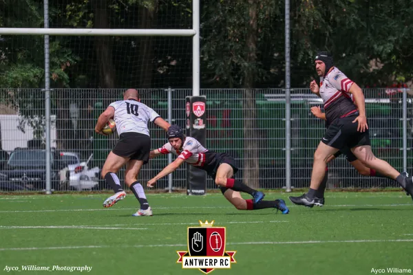 ANTWERP RC 2 -Kituro R.C 4-33