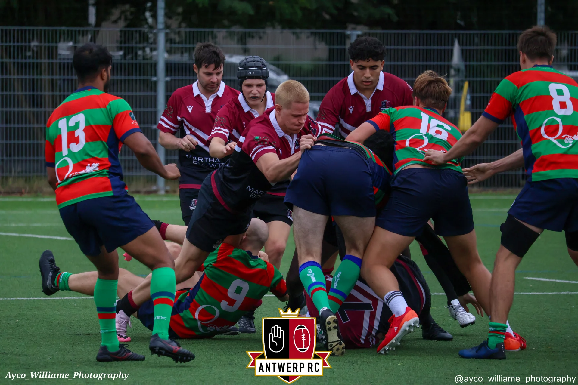 Men XV's slide